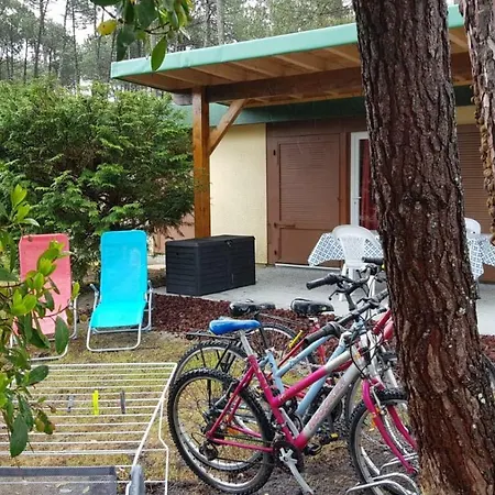 Village Sous Les Pins Πάρκο διακοπών Léon